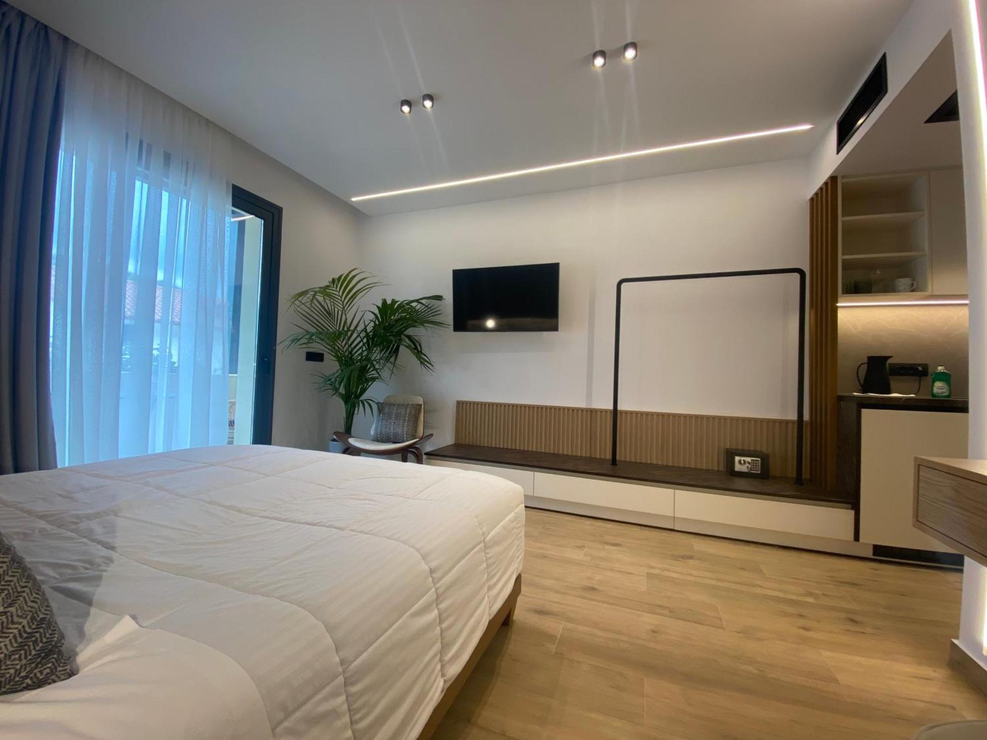 Tramonto Maisonettes & Suites Parga Dış mekan fotoğraf