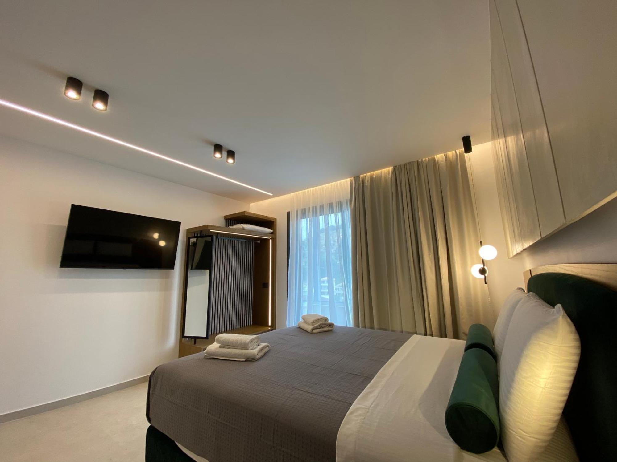 Tramonto Maisonettes & Suites Parga Dış mekan fotoğraf