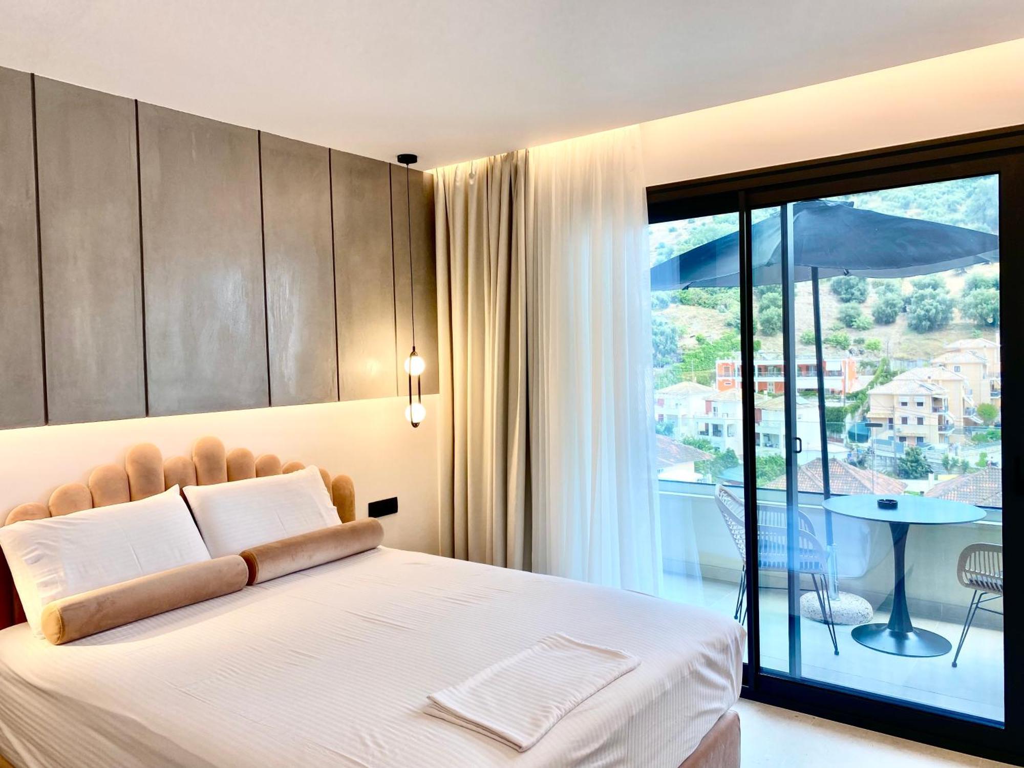 Tramonto Maisonettes & Suites Parga Dış mekan fotoğraf